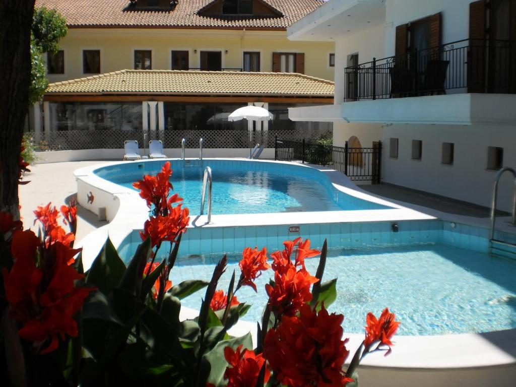 Oasis Hotel Parga Exterior photo